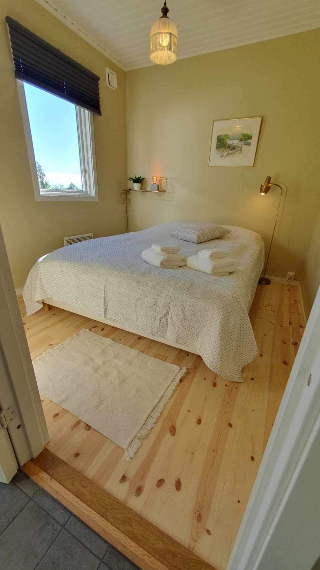 Fully Renovated With Great Hilltop Views Holiday home Undenas