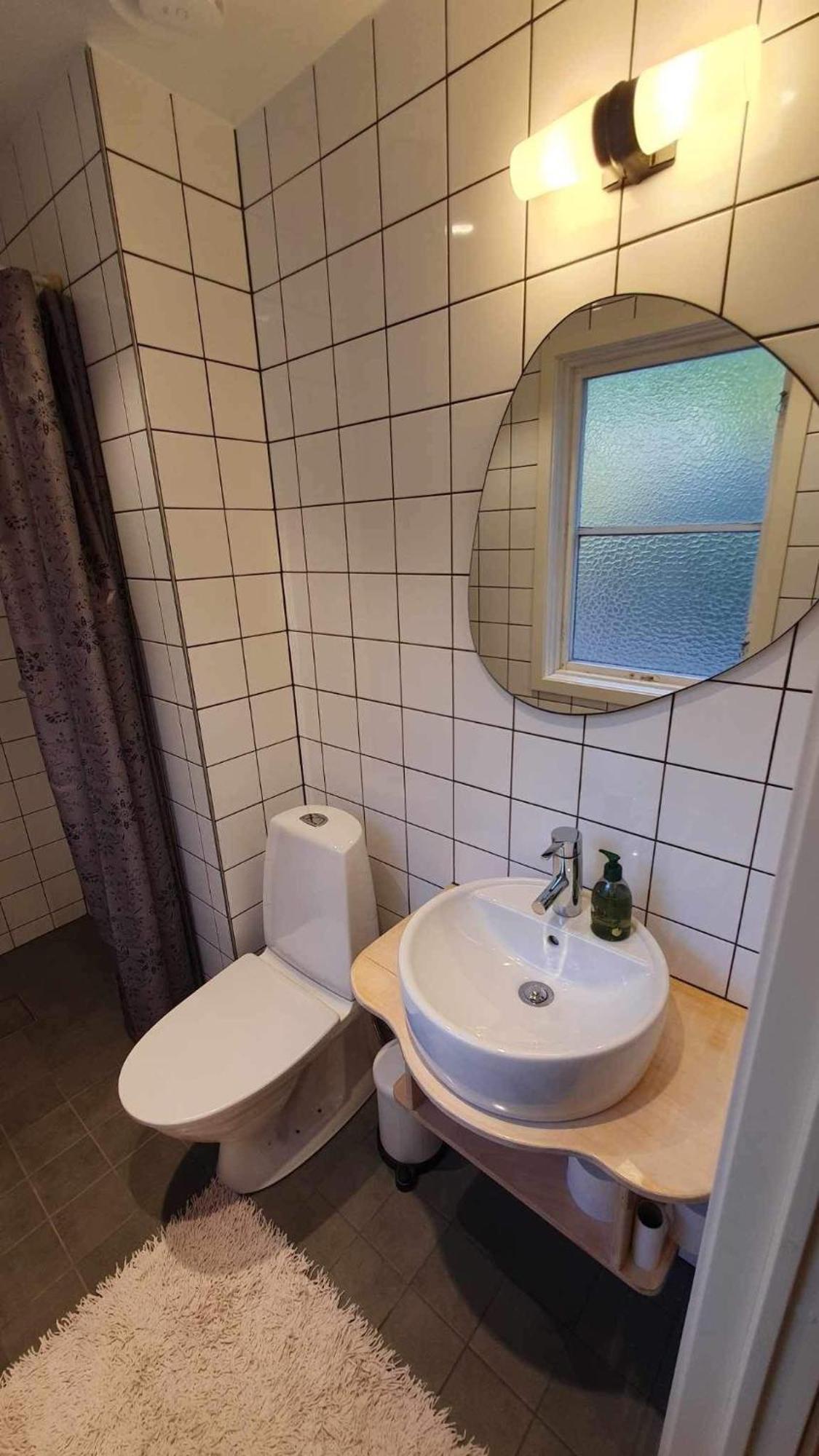Holiday home Fully Renovated With Great Hilltop Views *