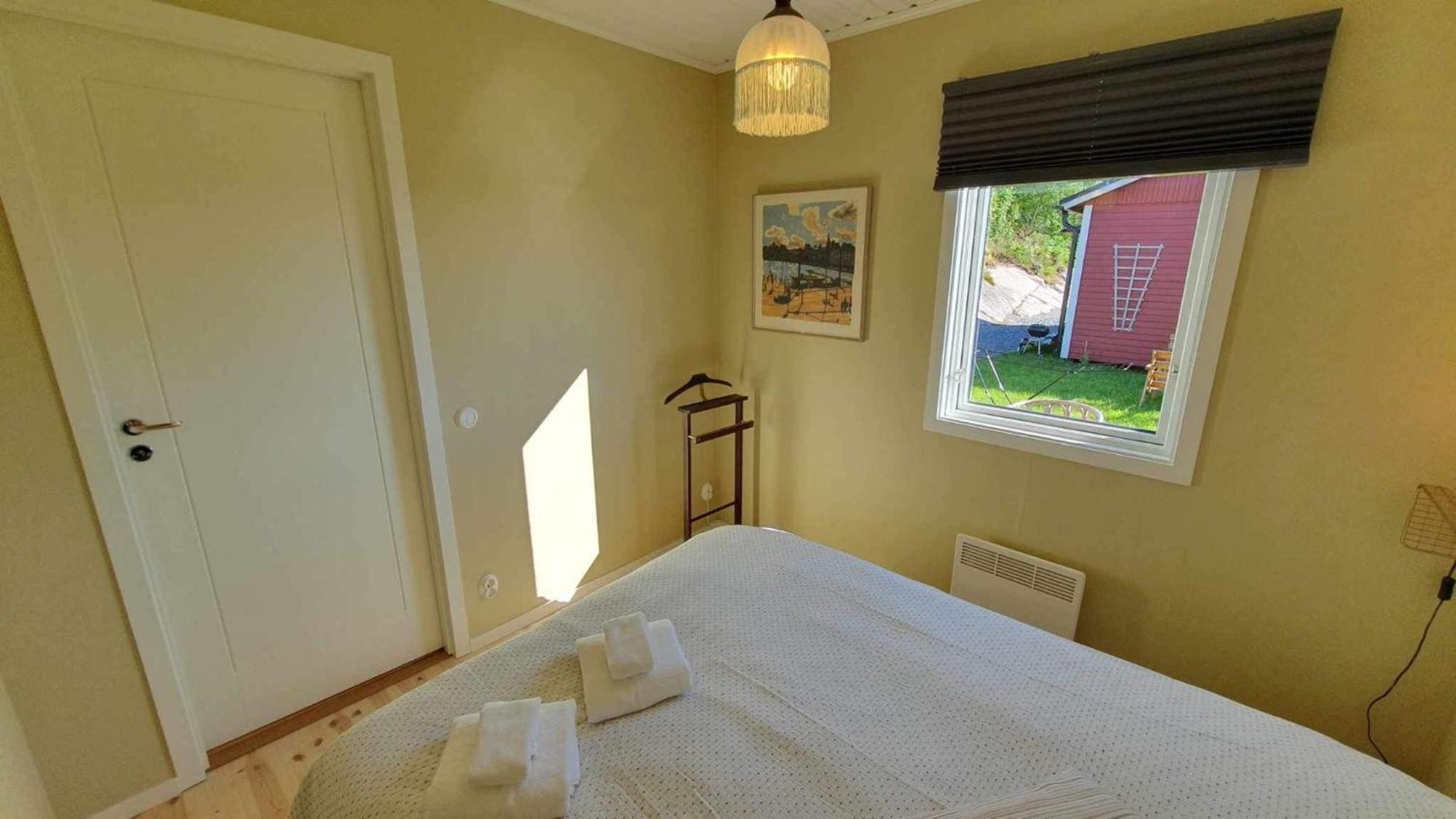 Fully Renovated With Great Hilltop Views *